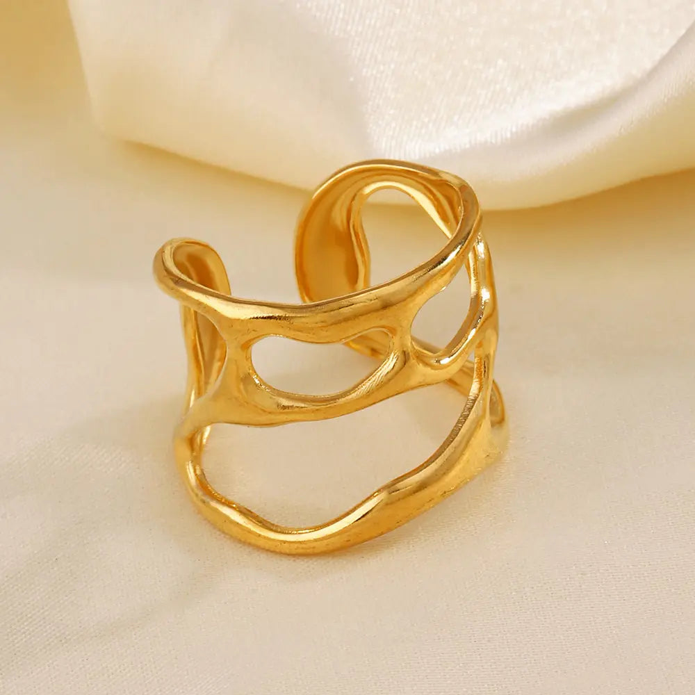 Abstrack Ring