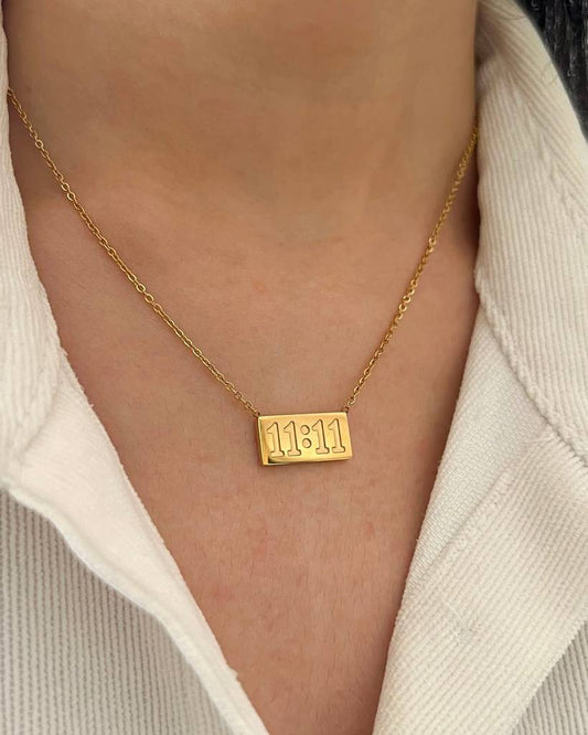 11:11 Plain Pendent Necklace