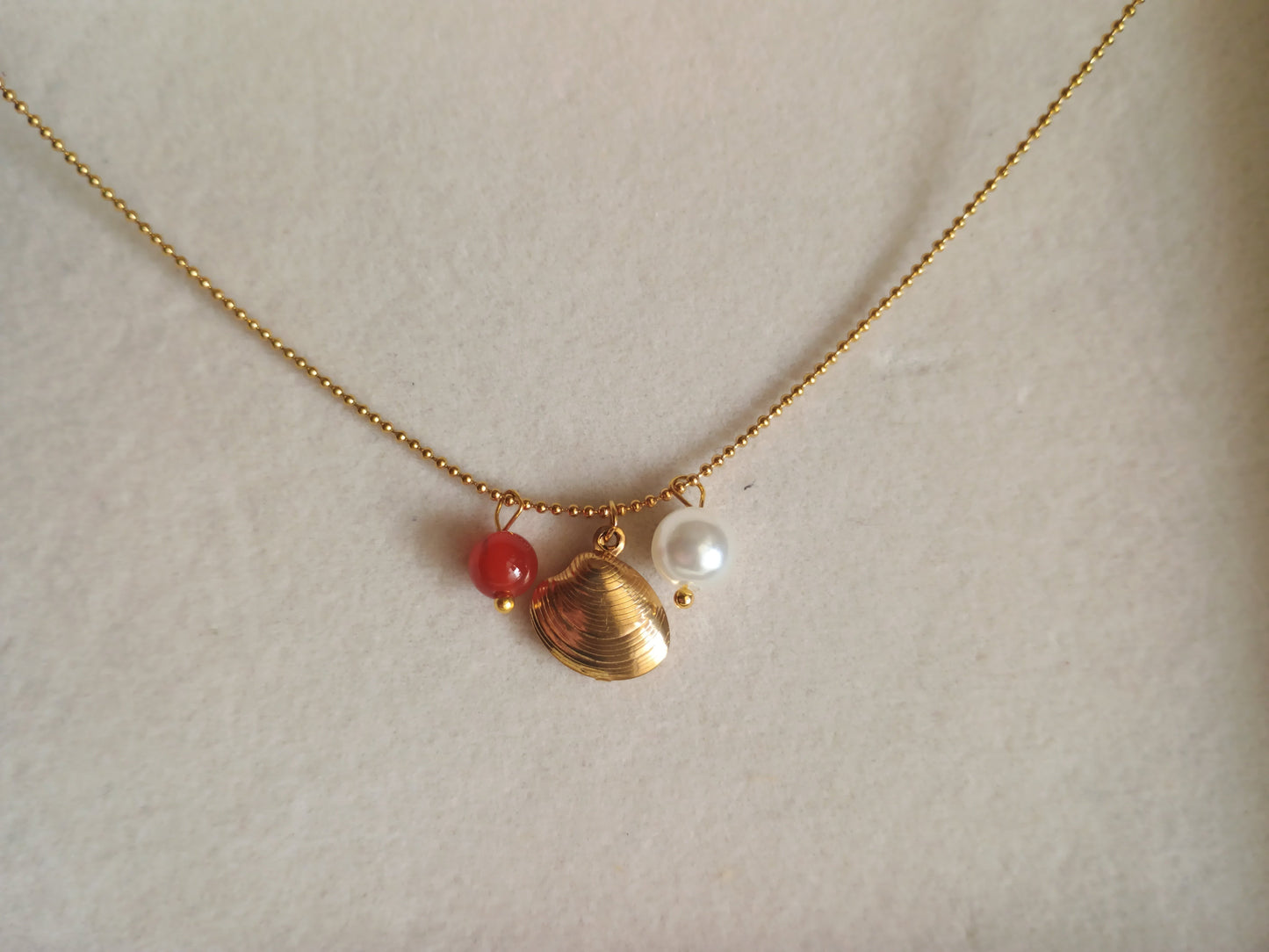 Pearl and Goldan Shell Necklace