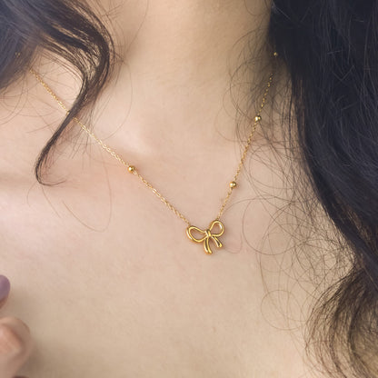 Golden Bowline Necklace