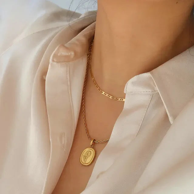 Floral Heart Goldan Pendent Necklace