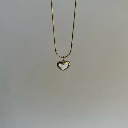 White Heart Pendent Necklace