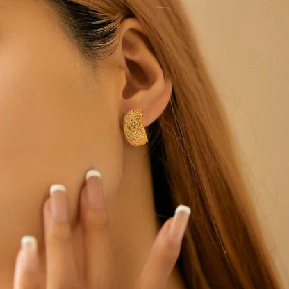 Get Glow Textured Hoop Studs