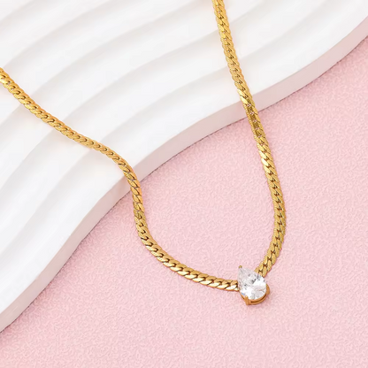 Solitaire Queens Necklace