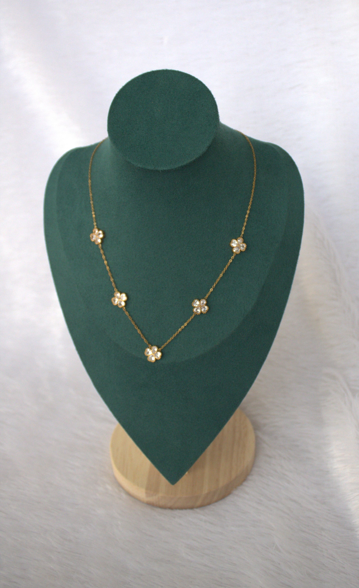 Golden Stone Clover Necklace