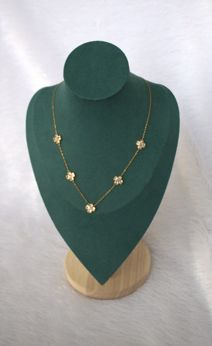 Golden Stone Clover Necklace
