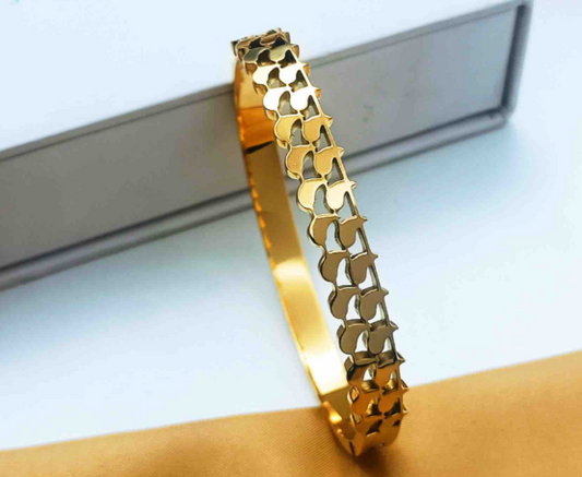 Elegant Carved Kada Bracelet.