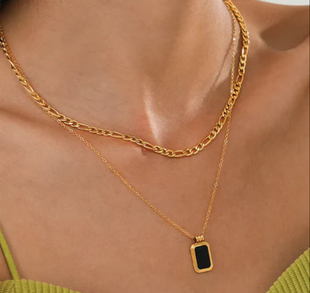 Double Layered Black Pendent Necklace