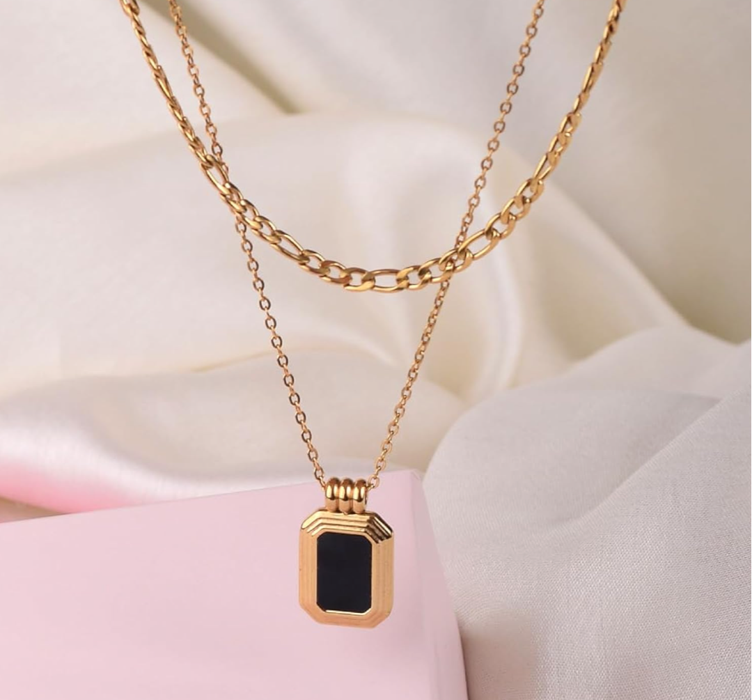 Double Layered Black Pendent Necklace