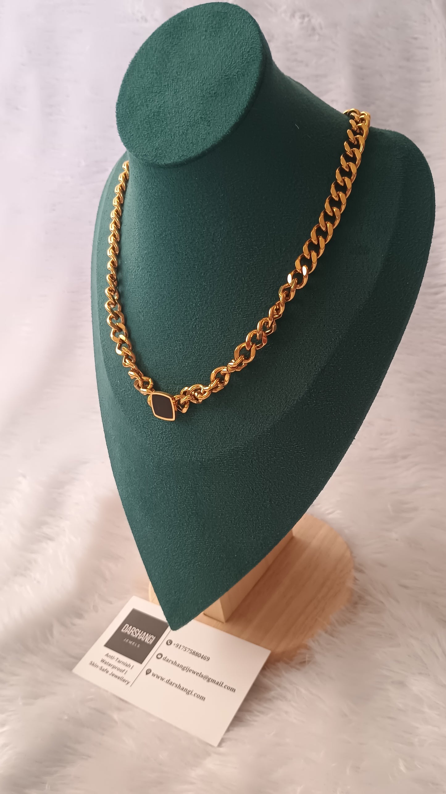 Knotted Solid Pandent Necklace