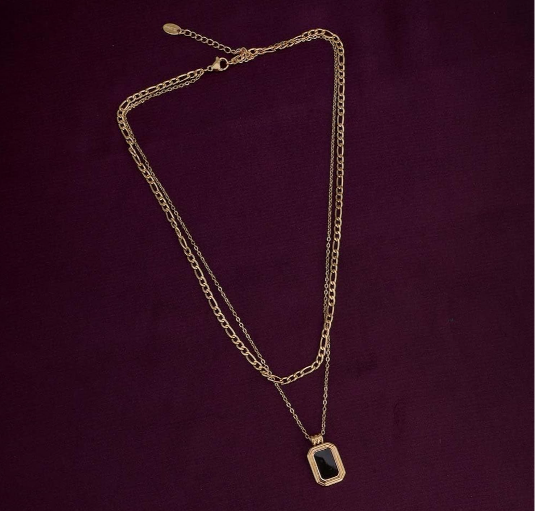Double Layered Black Pendent Necklace
