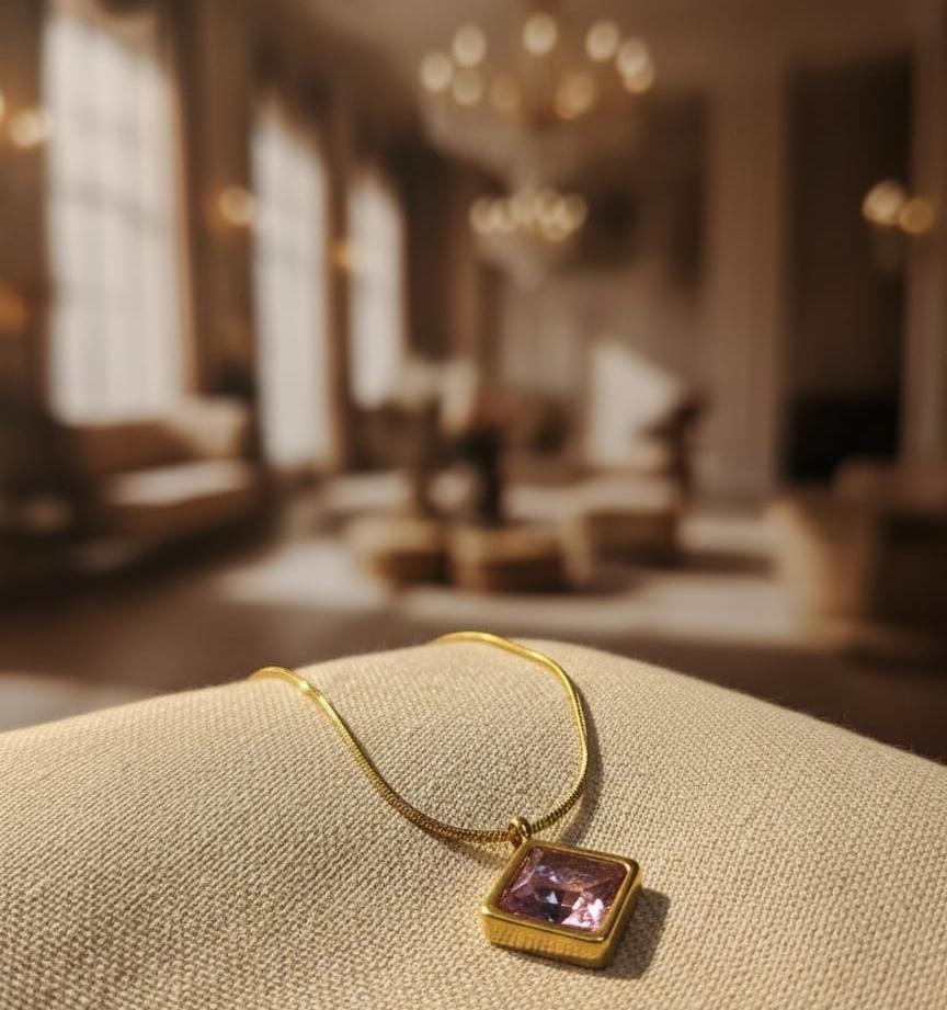 Pink diamond dainty pendent necklace