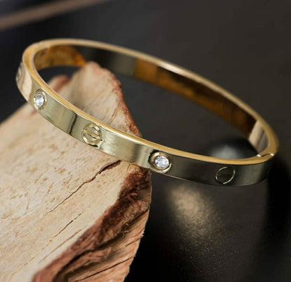 Timeless Bracelet with Stones