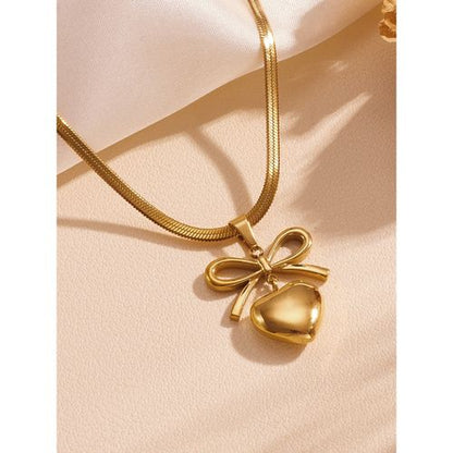 Heart and Bow Pendent Snack Chain Necklace