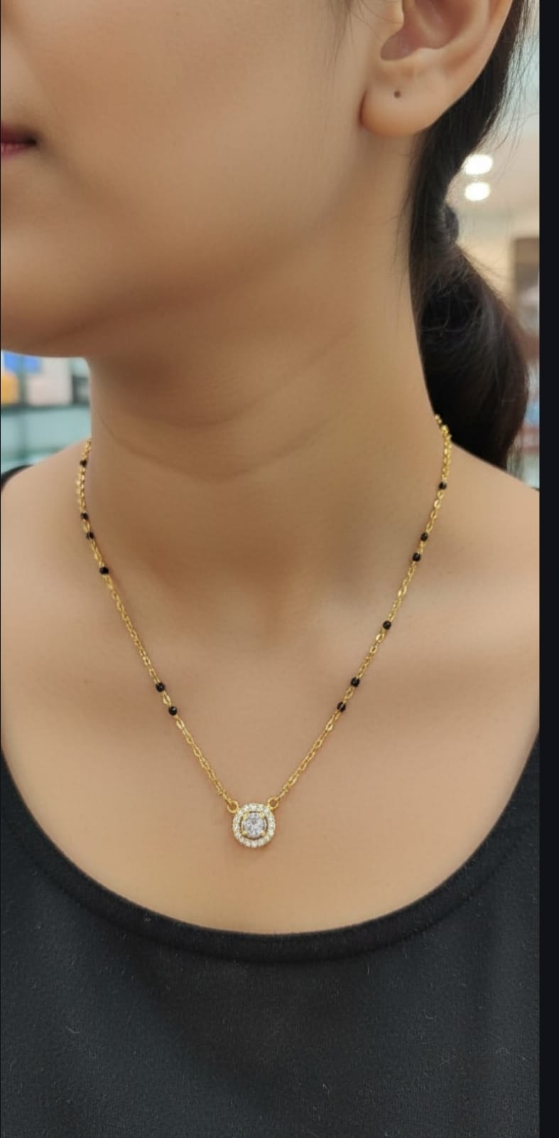 Round stone mangalsutra