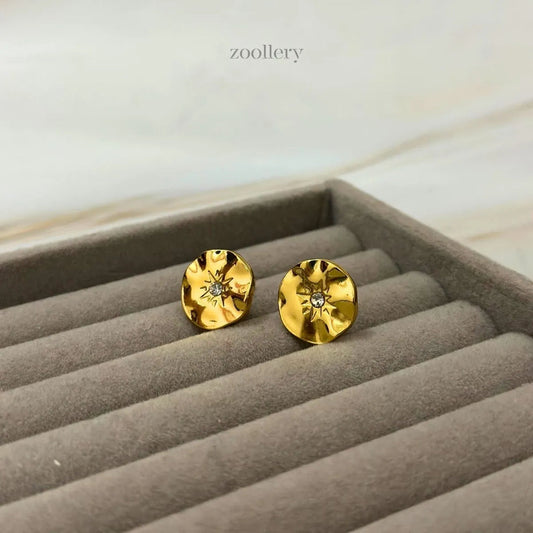 Circle Stone Stud Earrings